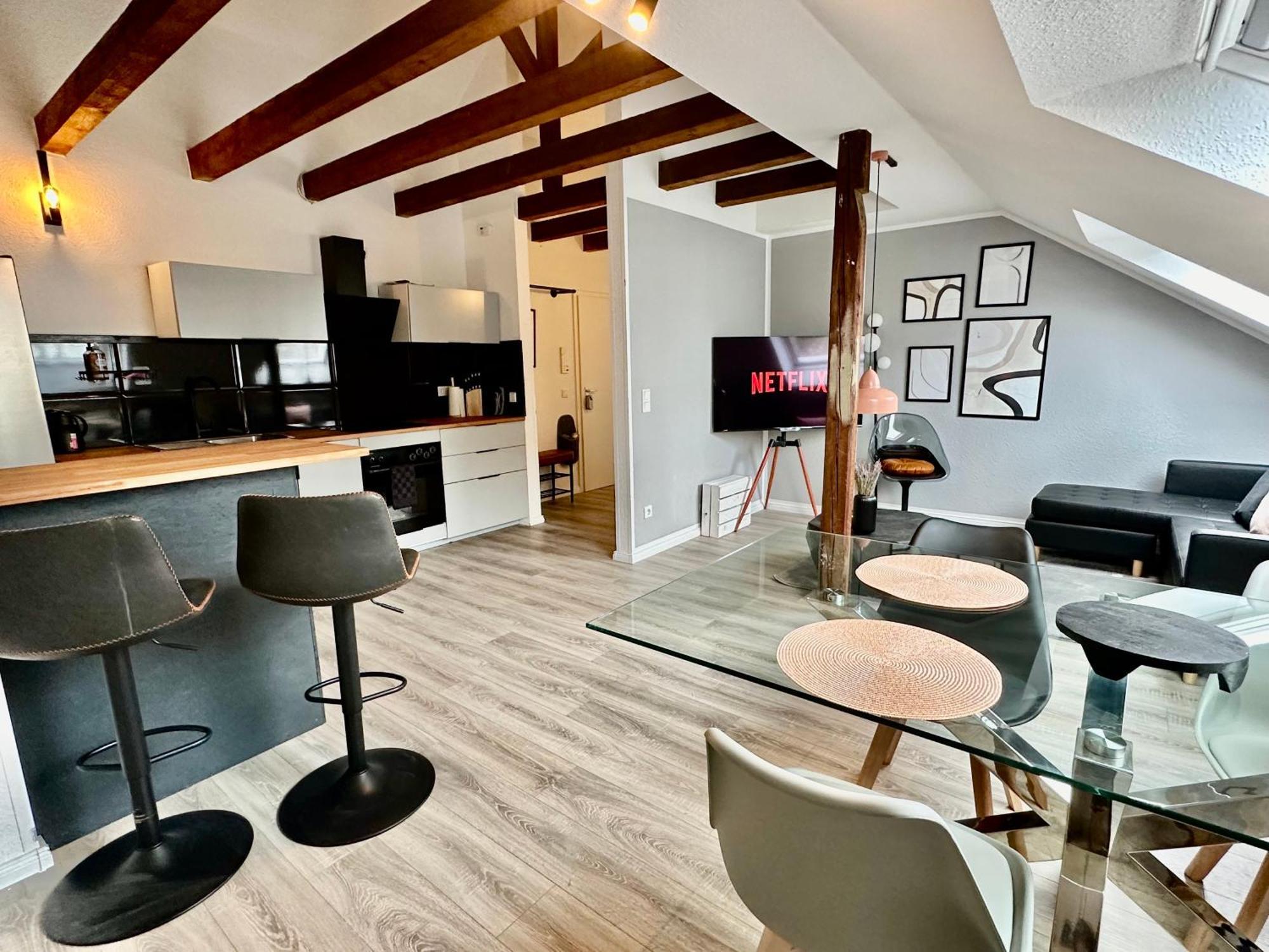 דירות בוכום Stilvoll Im Zentrum Balken Loft מראה חיצוני תמונה